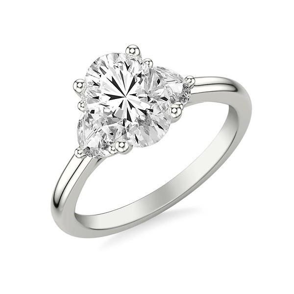 Lab Grown Three Stone Oval Diamond Mounting