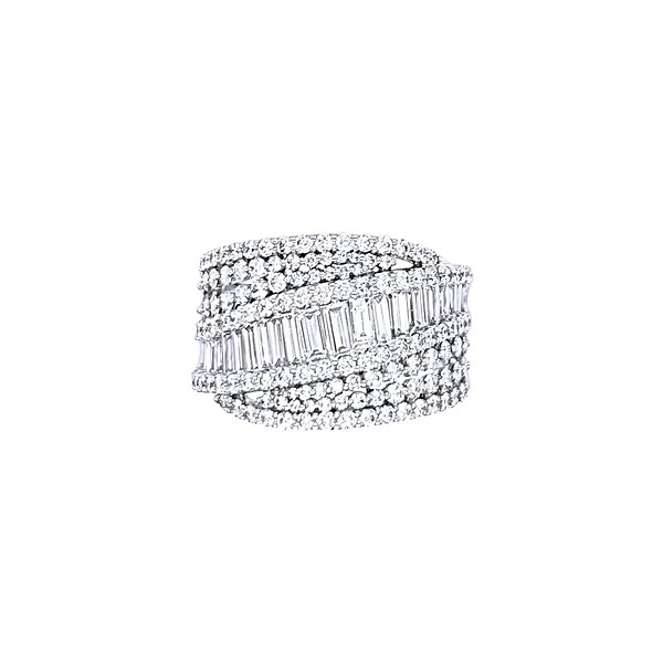 Baguette and Round Diamond Band