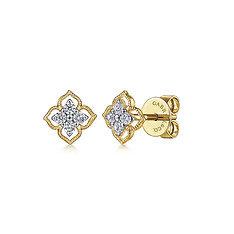 Floral Diamond Stud Earrings