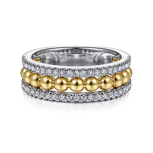 Bujukan Wide Diamond Band Ring