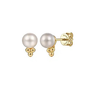 Bujukan Pearl Stud Earrings (Gaby)