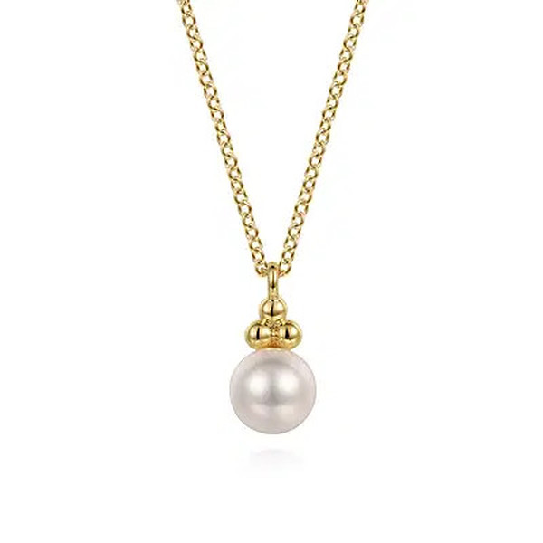 Bujukan Gaby Pearl Necklace