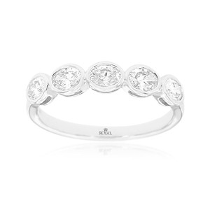 Bezel Set Oval Diamond Band
