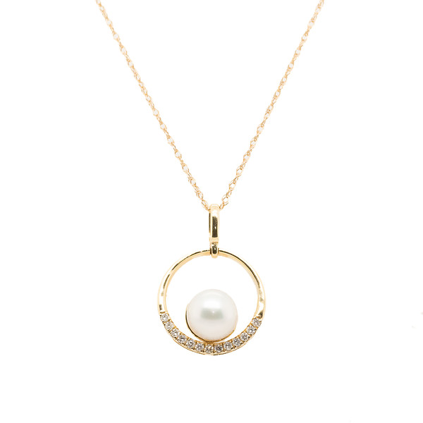 Pearl and Diamond Pendant