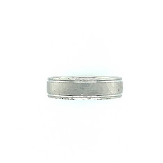 14k White Gold Band